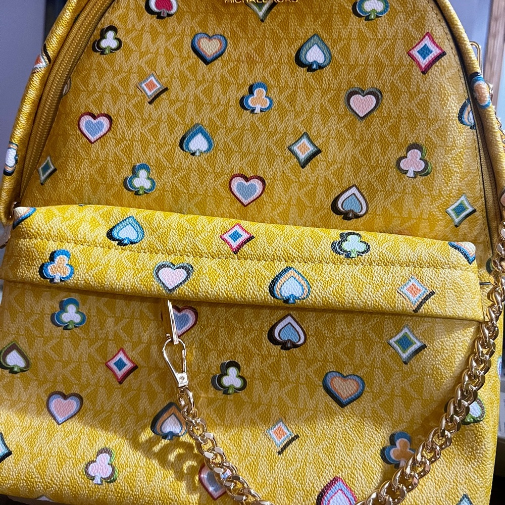 Michael Kors Slater Medium Printed Signature Logo Backpack in Honey NWT - Picture 4 of 4